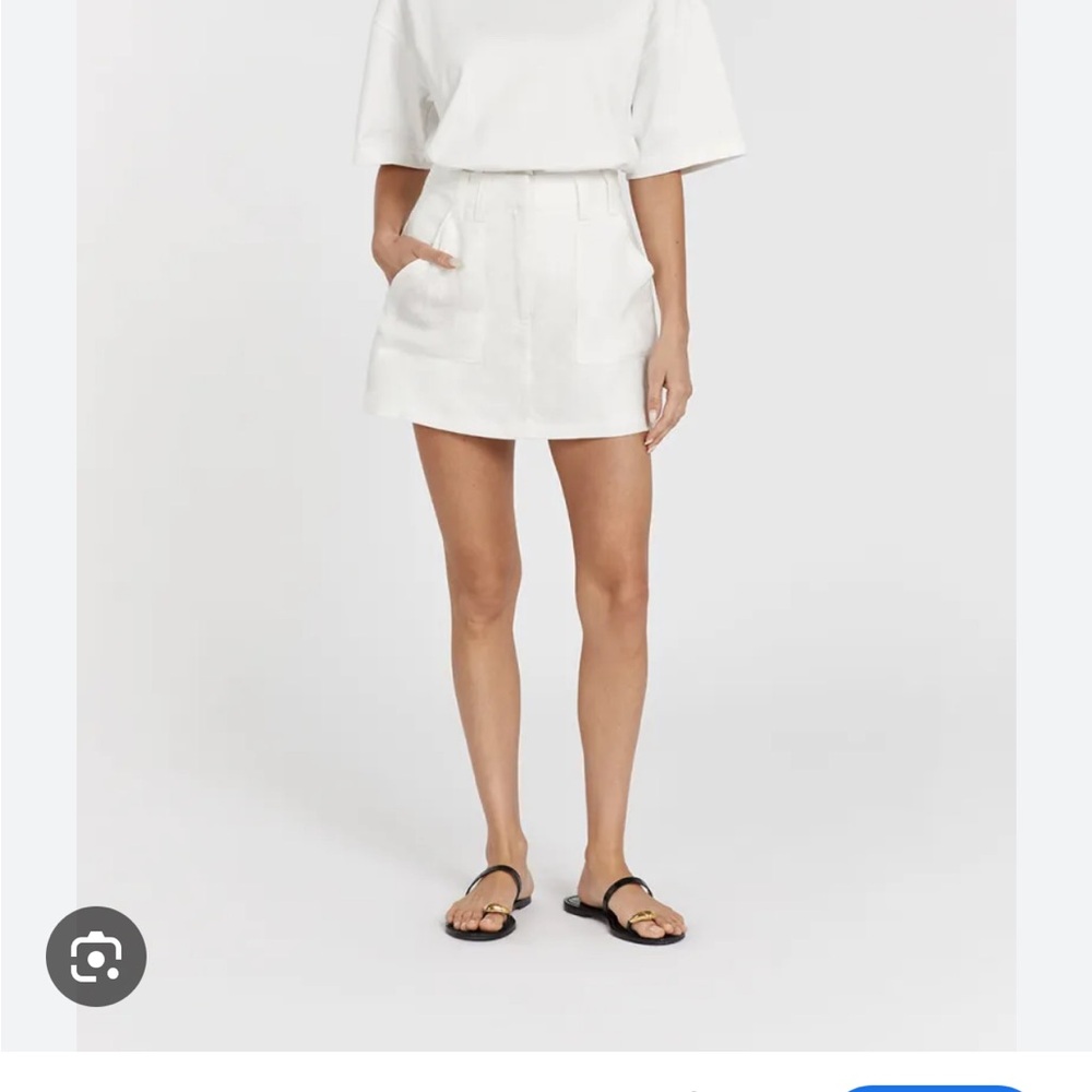 EVA OFF WHITE LINEN SKORT